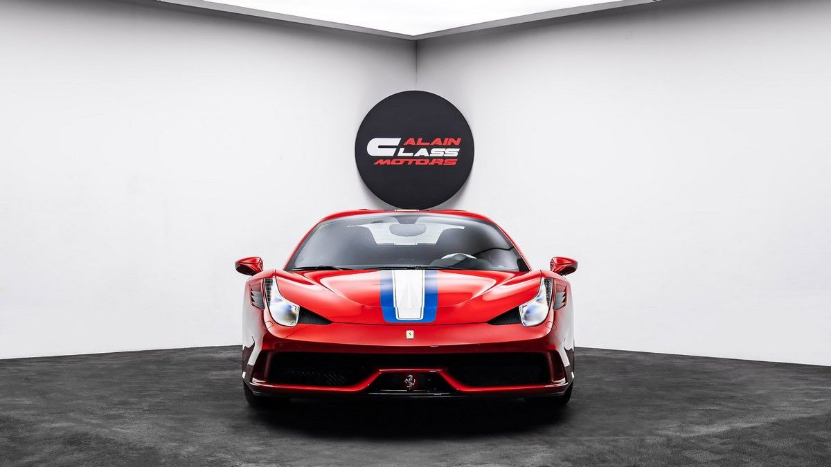 2015 فيراري 458