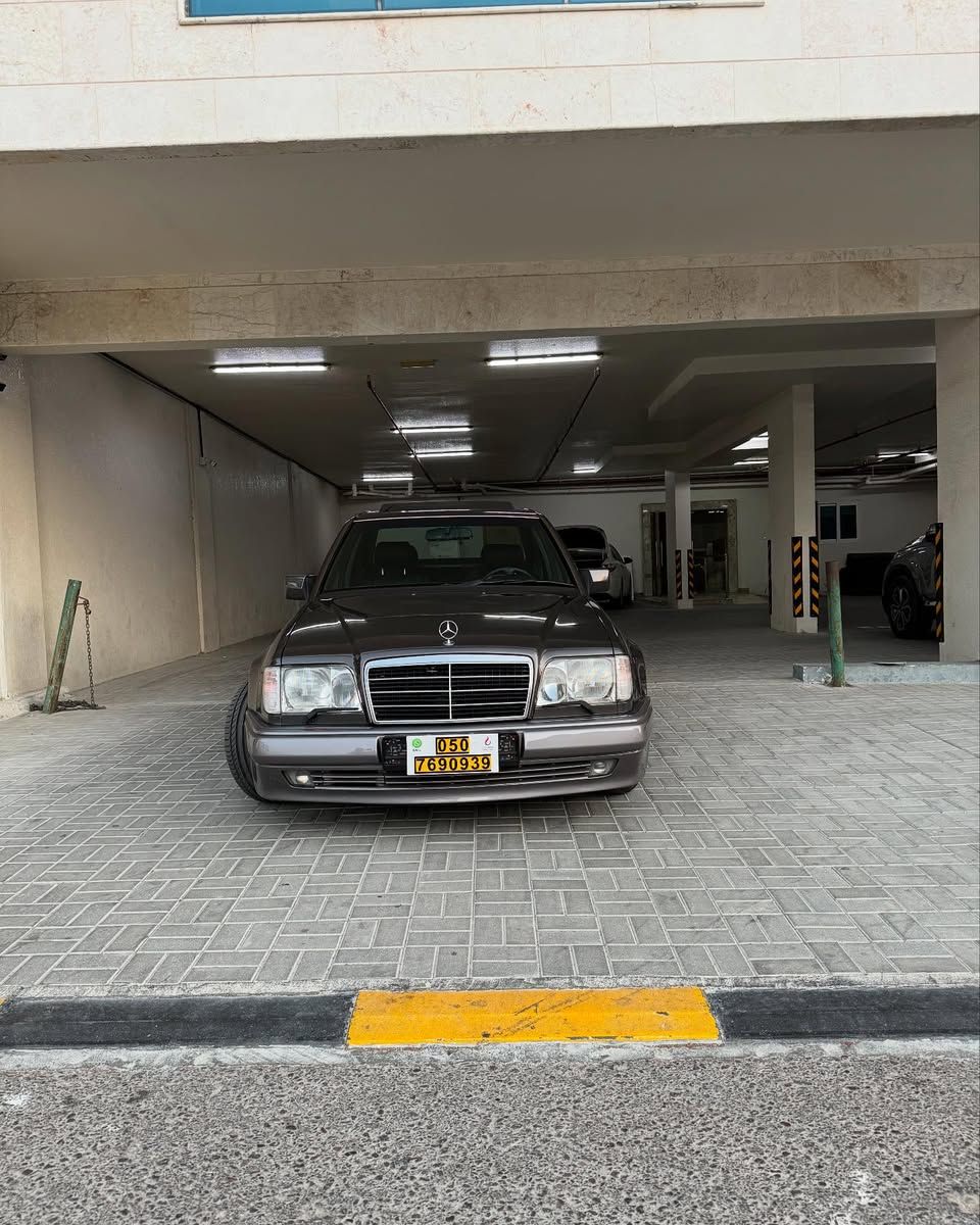 1993 Mercedes-Benz 500 560 in dubai