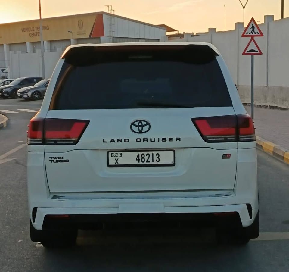 2010 Toyota Land Cruiser in Dubai