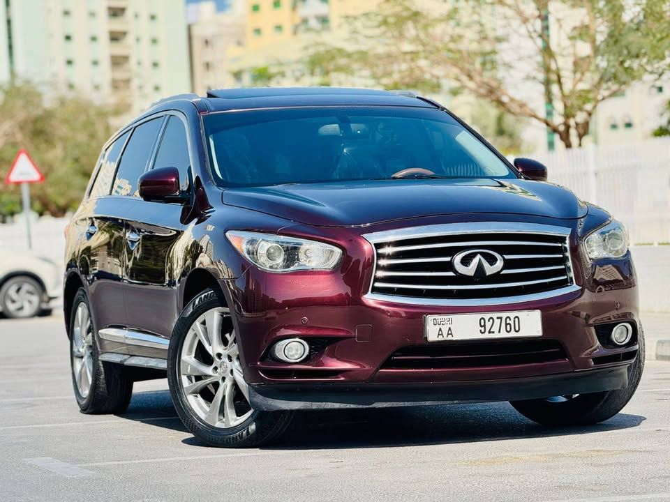 2013 Infiniti JX35 in Dubai