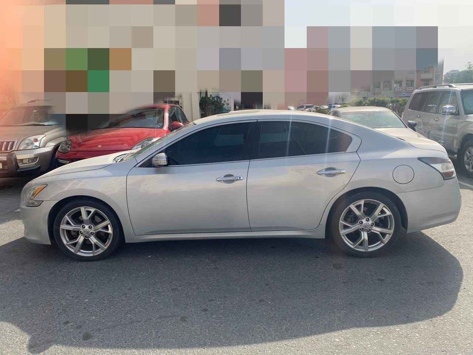 2015 Nissan Maxima in Dubai