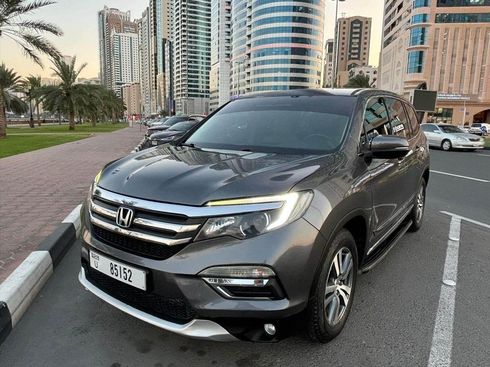 2016 Honda Pilot in Dubai