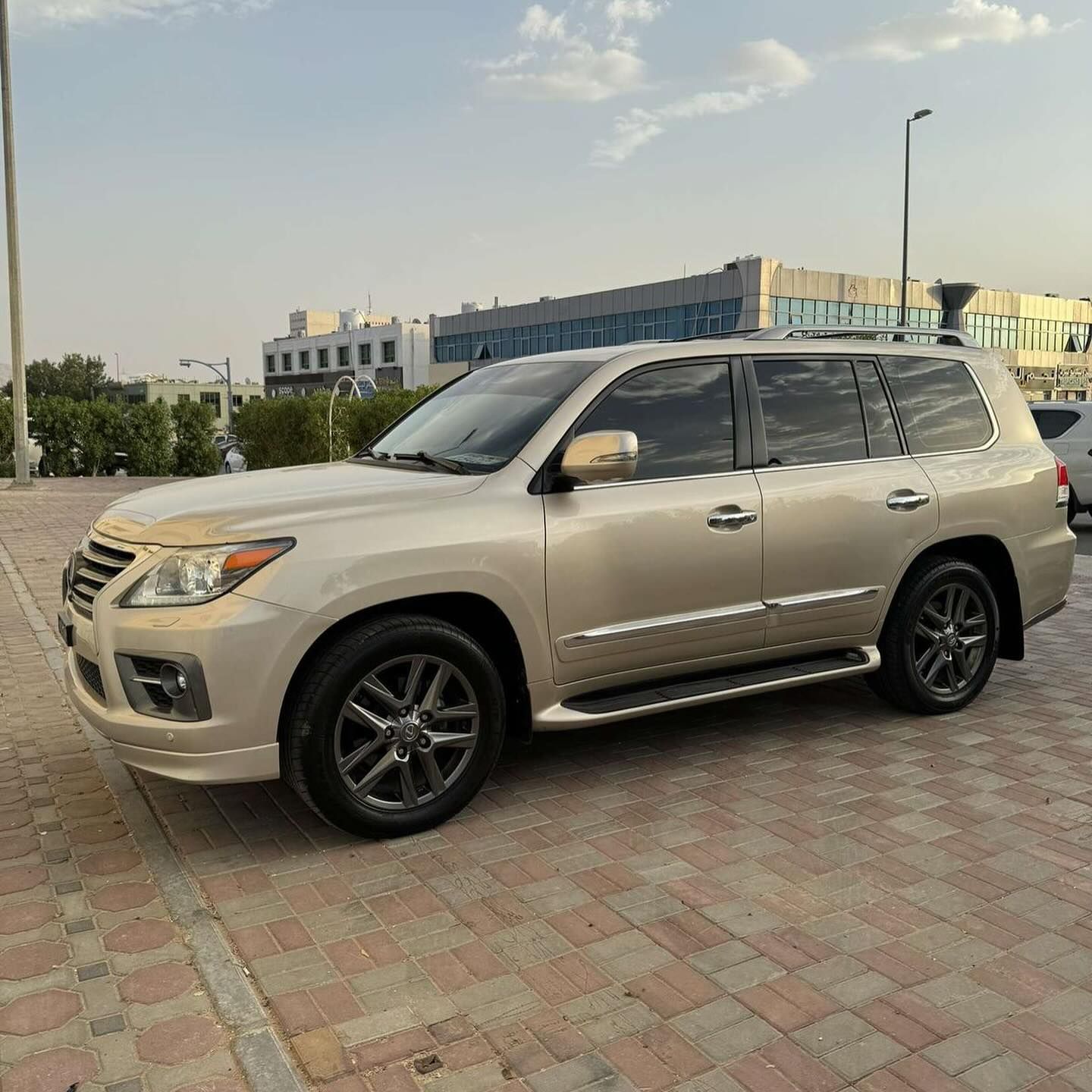 2015 Lexus LX 570 in Dubai