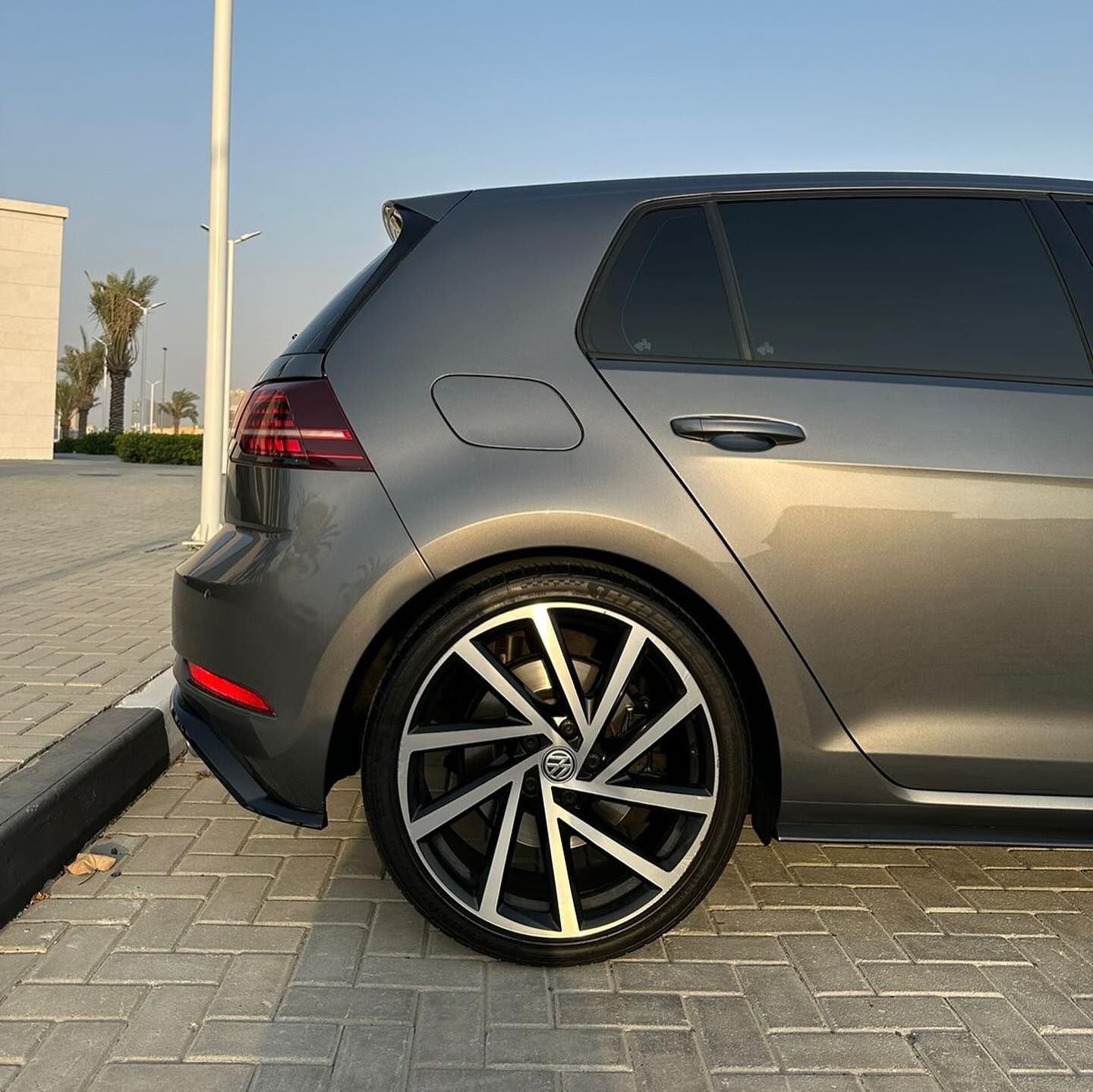 2019 Volkswagen Golf in Dubai