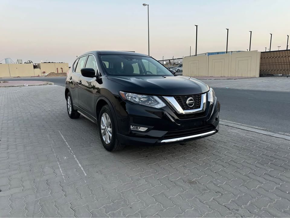 2020 Nissan Rogue in Dubai