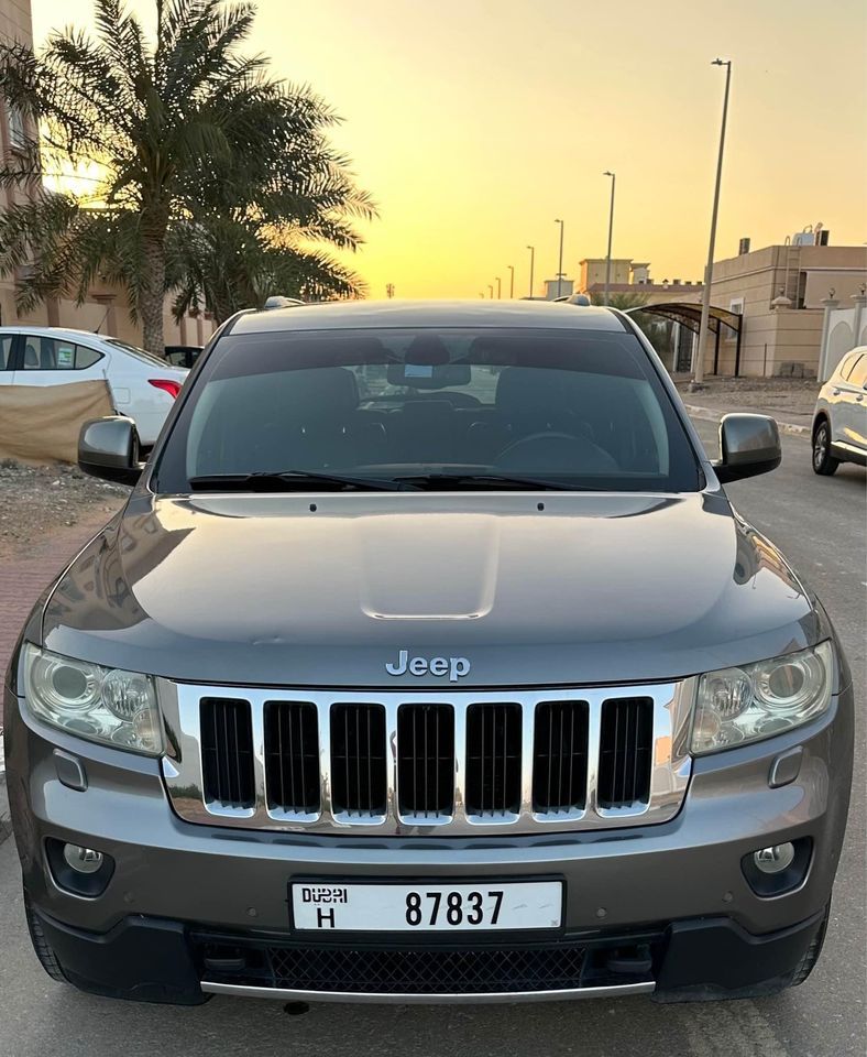 2011 Jeep Grand Cherokee in Dubai