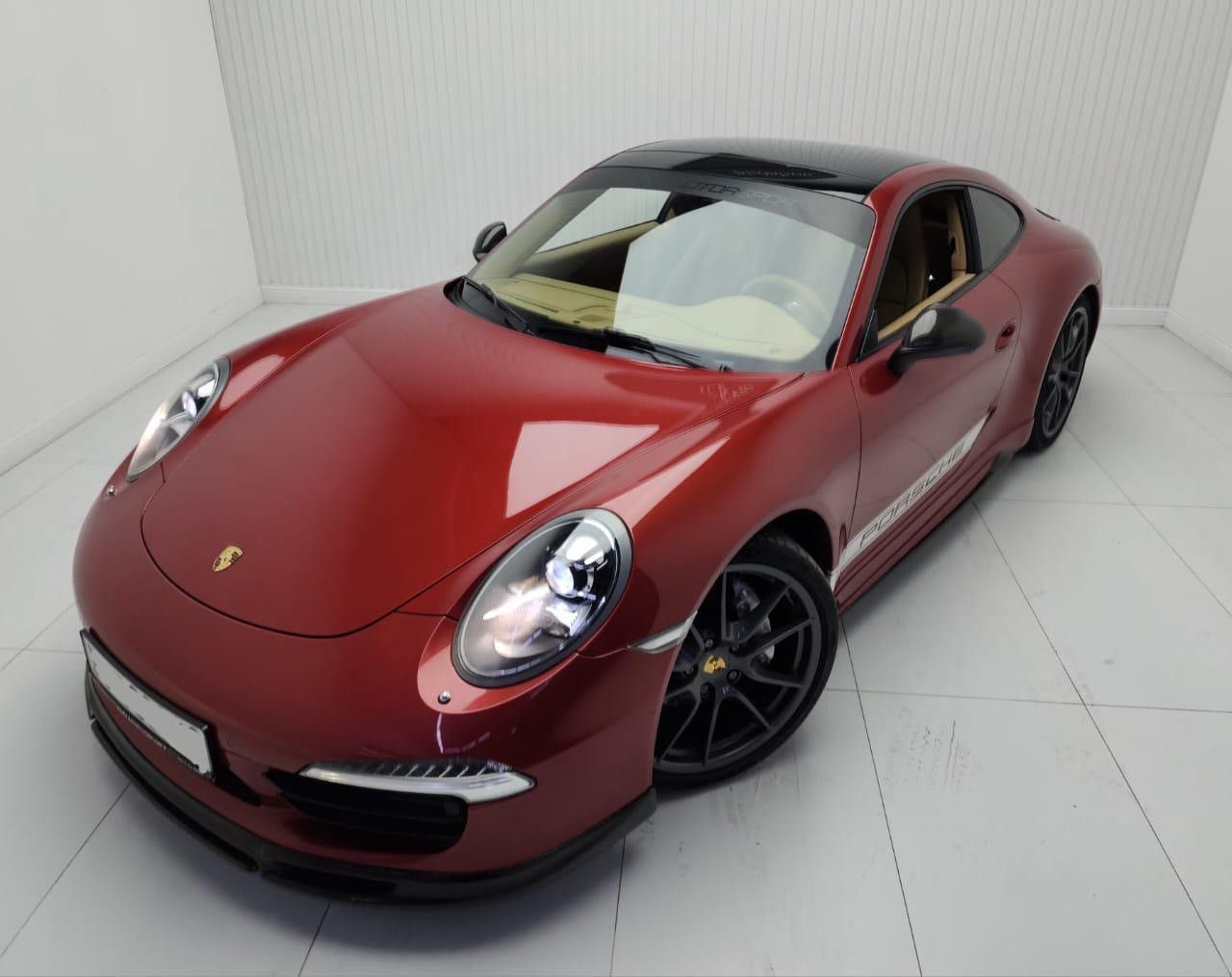 2014 Porsche 911 Carrera in Dubai