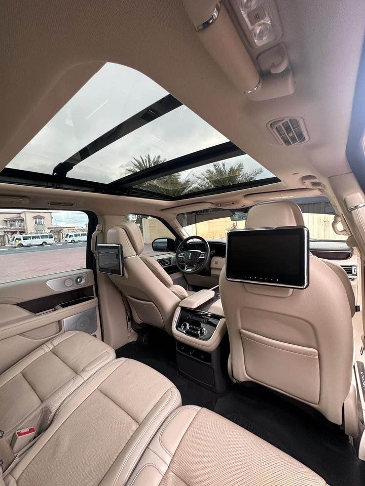 2021 Lincoln Navigator in Dubai