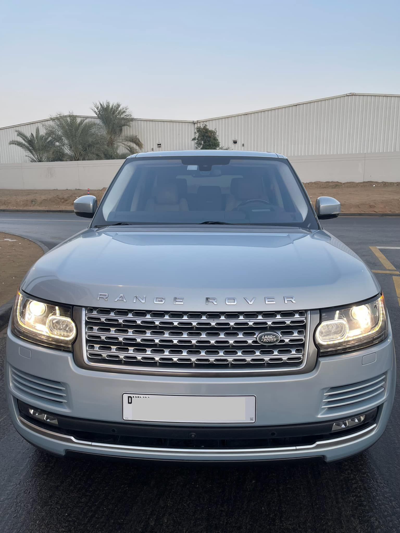 2016 Land Rover Range Rover in Dubai