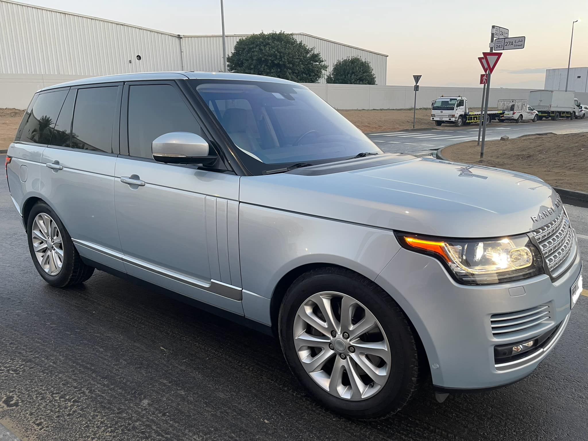 2016 Land Rover Range Rover in Dubai