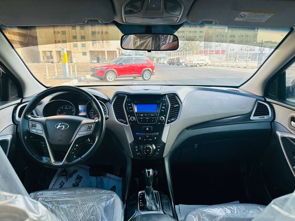 2014 Hyundai Santa Fe in Dubai