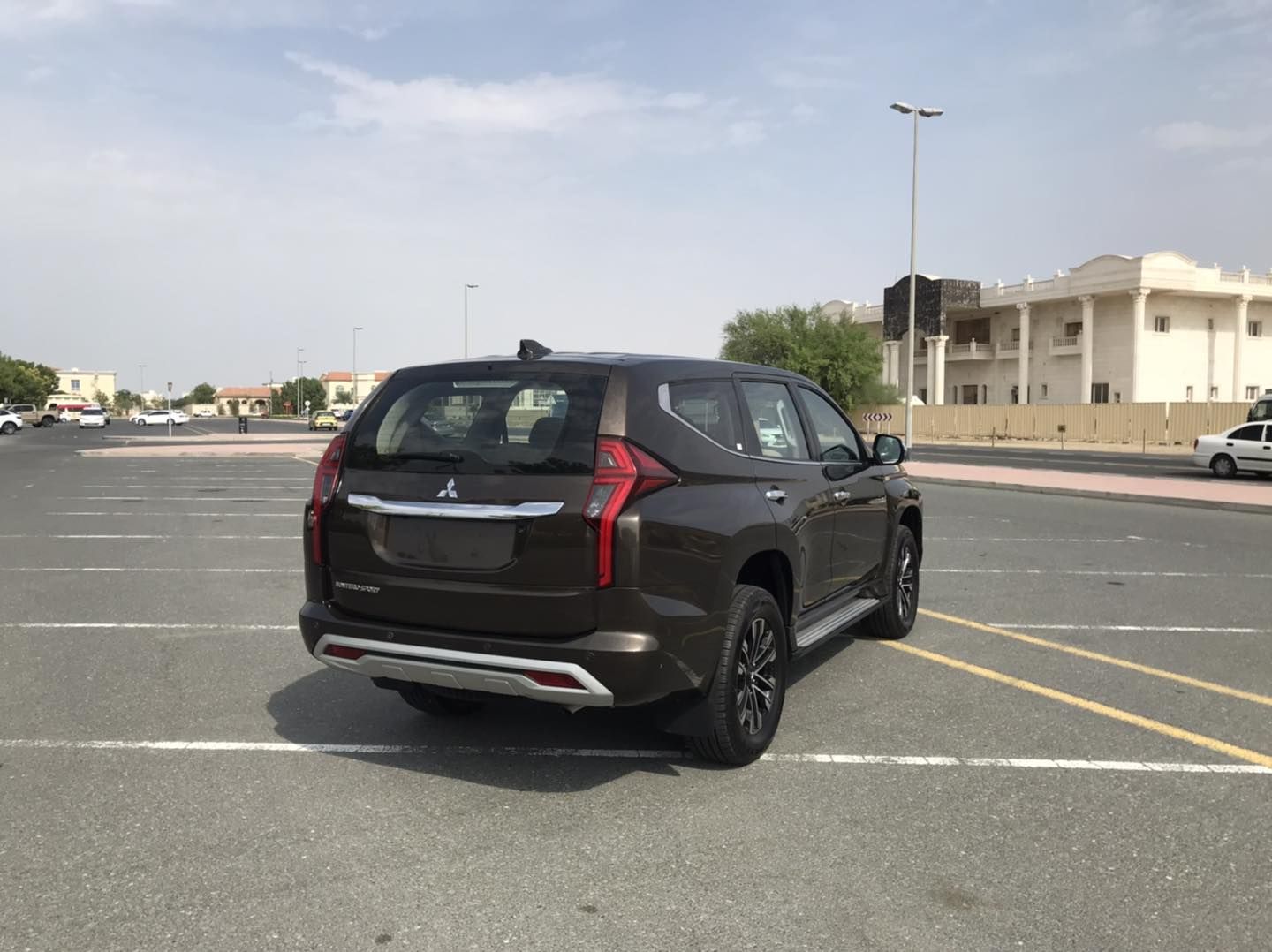 2020 Mitsubishi Montero in Dubai