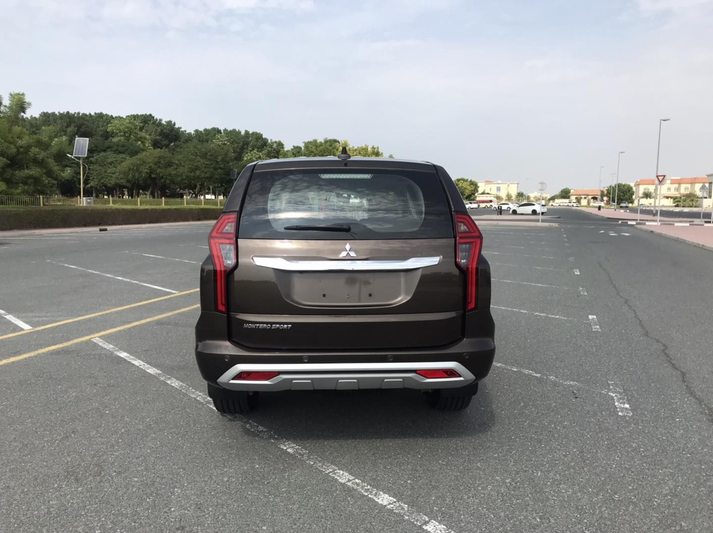 2020 Mitsubishi Montero in Dubai