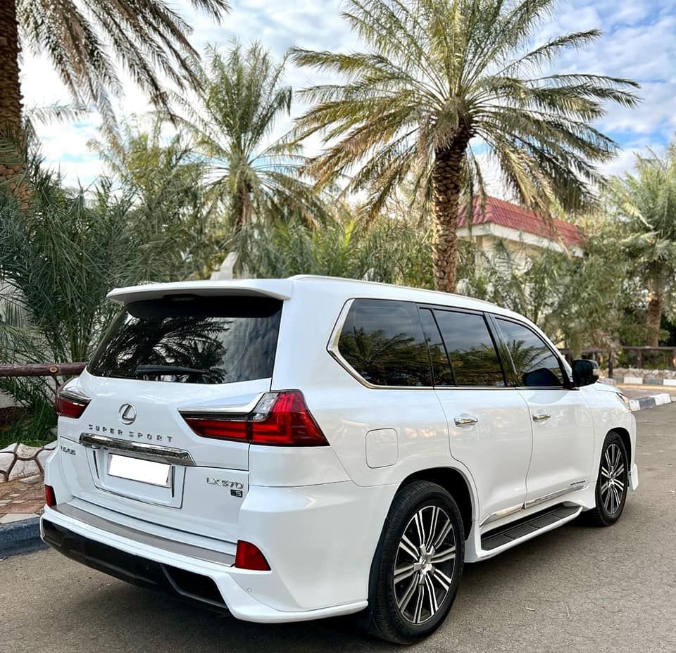 2017 Lexus LX 570 in Dubai