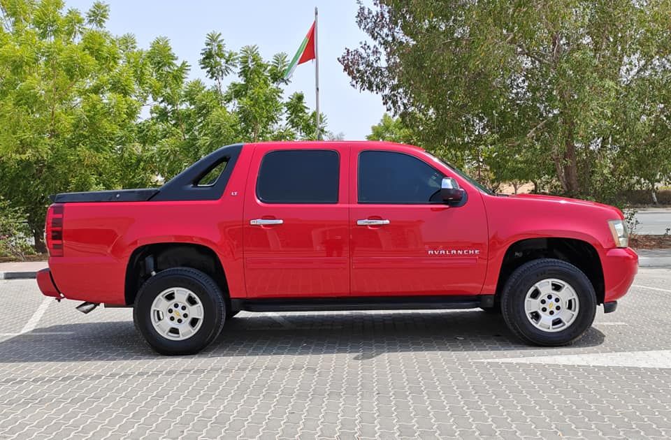 2010 Chevrolet Avalanche in Dubai