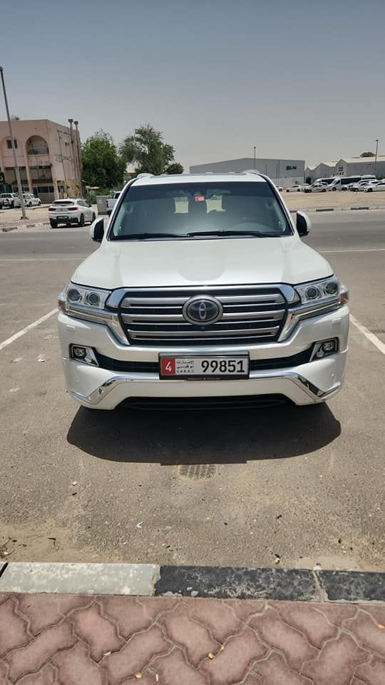 2018 Toyota Land Cruiser in Dubai