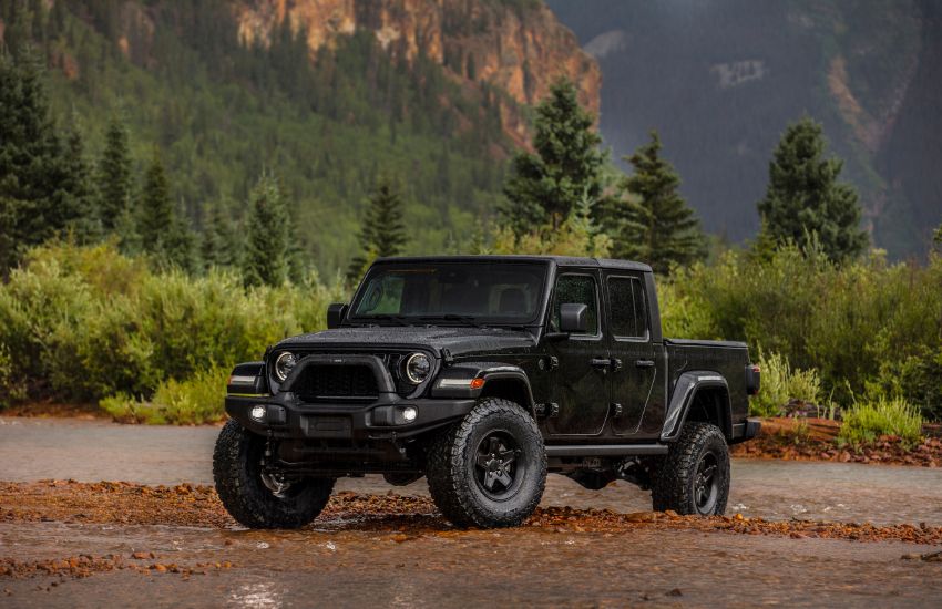 Customize Your 2024 Jeep Gladiator with AEV Packages in Dubai