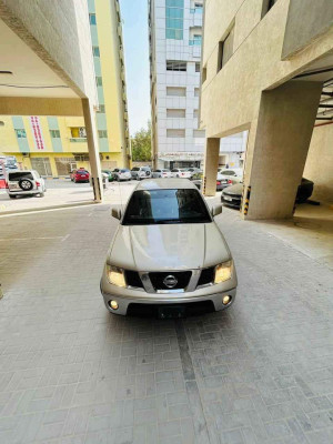 Used Nissan Navara AUTOMATIC GEAR + HIGH / 2019 / GCC / UNLIMITED KMS  WARRANTY+ FULL SERVICE HISTORY / 849 DHS 2019 for sale in Dubai - 628301